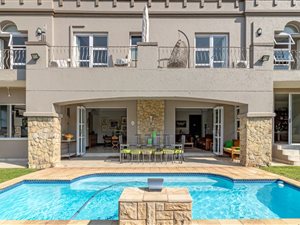 4 Bed Townhouse in Morningside