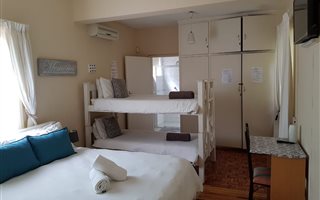 5 Bedroom House in Herlear