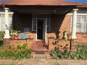 2 Bed House in Regents Park