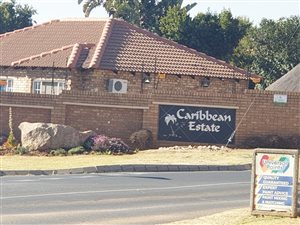 2 Bed Townhouse in Honeydew Ridge