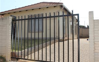 3 Bedroom House in Lotus Gardens