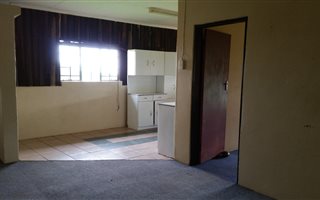 2 Bedroom Garden Cottage in Cullinan and Surrounds