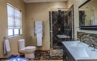 2 Bedroom Townhouse in Mondeor