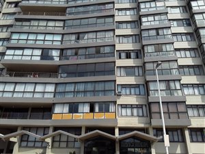 Bachelor apartment in Point