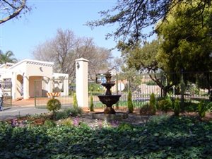 3 Bed Cluster in Lynnwood Glen