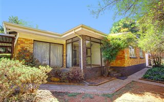 3 Bedroom House in Westdene