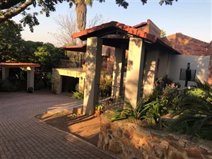 4 Bed House in Florida Hills