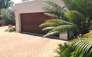 3 Bedroom House in Menlo Park