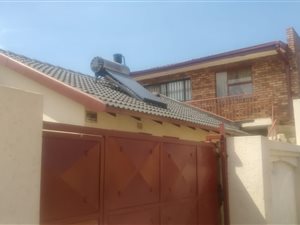 13 Bed House in Tembisa
