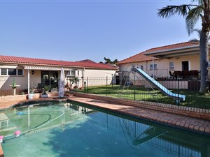 3 Bed House in Woodlands