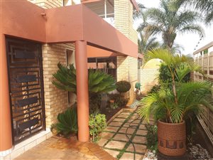 3 Bed Cluster in Meyersdal