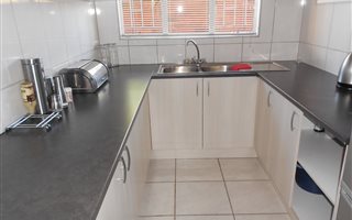 2 Bedroom Flat in Naval Hill