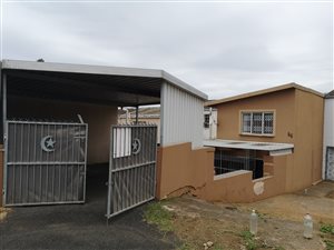 4 Bed Duplex in Whetstone