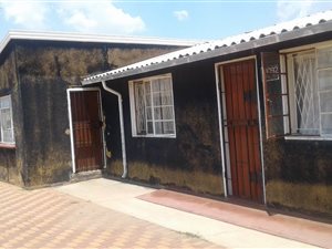5 Bedroom House in Kwa Thema