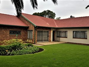 4 Bed House in General Alberts Park