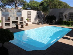 10 Bed House in Bo Dorp