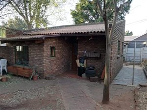 1 Bed Garden Cottage in Lynnwood Ridge