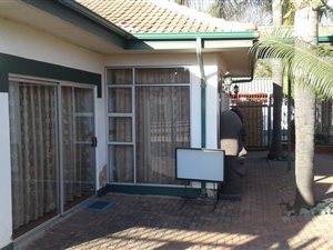5 Bed House in Mayville