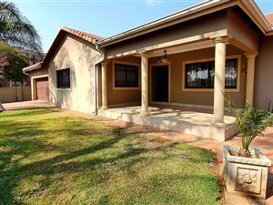 4 Bed House in Pretoria North
