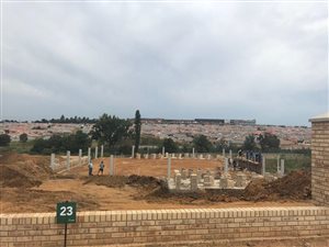 1080 m² Industrial space in Cosmo City