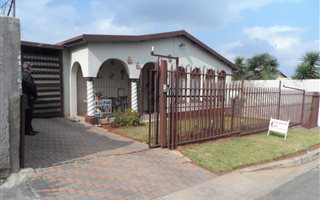 3 Bedroom House in Sophiatown