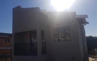 4 Bedroom Duplex in Stanmore