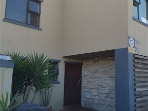 5 Bed House in Zeekoevlei