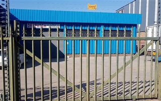750 m² Industrial space in Chloorkop