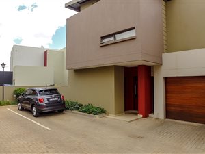 3 Bed Townhouse in Glen Eagles Estate