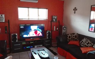 3 Bedroom House in Vanderbijlpark SE