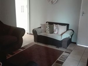3 Bed Flat in Sunnyside