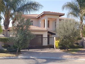 4 Bed House in Greenstone Hill