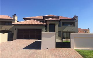 4 Bedroom House in Summerset