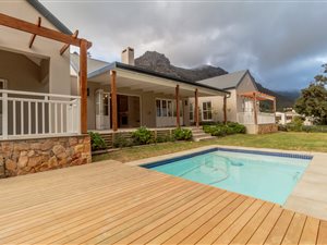 4 Bed House in Hout Bay and surrounds