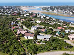 755 m² Land available in Merryhill