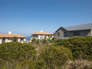 3 Bed House in Pinnacle Point Golf Estate