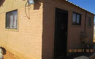 1 Bedroom House in Tshepisong