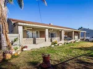 3 Bed House in Oudtshoorn