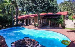 4 Bedroom House in Florauna