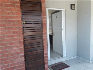 2 Bed Apartment in Radiokop