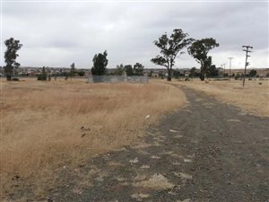 300 m² Land available in Thaba Nchu