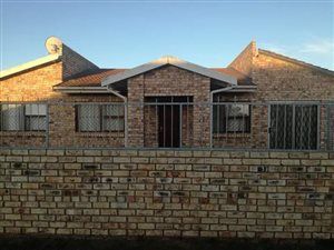 3 Bedroom House in Azalea Park