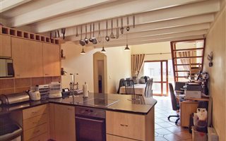 2 Bedroom Apartment in Waverley