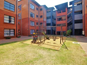 3 Bed Apartment in Eveleigh