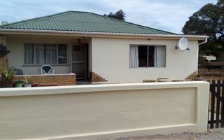 3 Bedroom House in Klawer