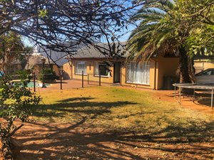3 Bed House in Mayberry Park