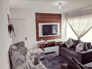 2 Bed House in Jukskei View