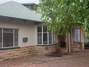 1 Bed Apartment in Hatfield