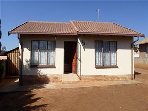 2 Bed House in Tlhabane