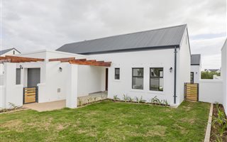4 Bedroom House in Croydon Olive Estate